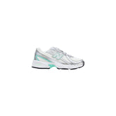 Image 1 : Baskets New Balance 740 femme blanc argenté et vert menthe, vue de profil — Delvale