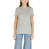 Image 1 : T-shirt Guess Active femme vert avec logo brodé ton sur ton, vue de face — delvale
