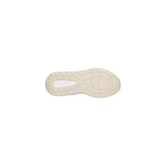 Image 3 : Chaussures Guess femme vue trois quarts avant, renforts simili cuir et semelle plateforme sculptée — Delvale