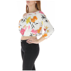 Image 2 : Détail du motif floral délicat du top Guess blanc femme manches longues en viscose — delvale