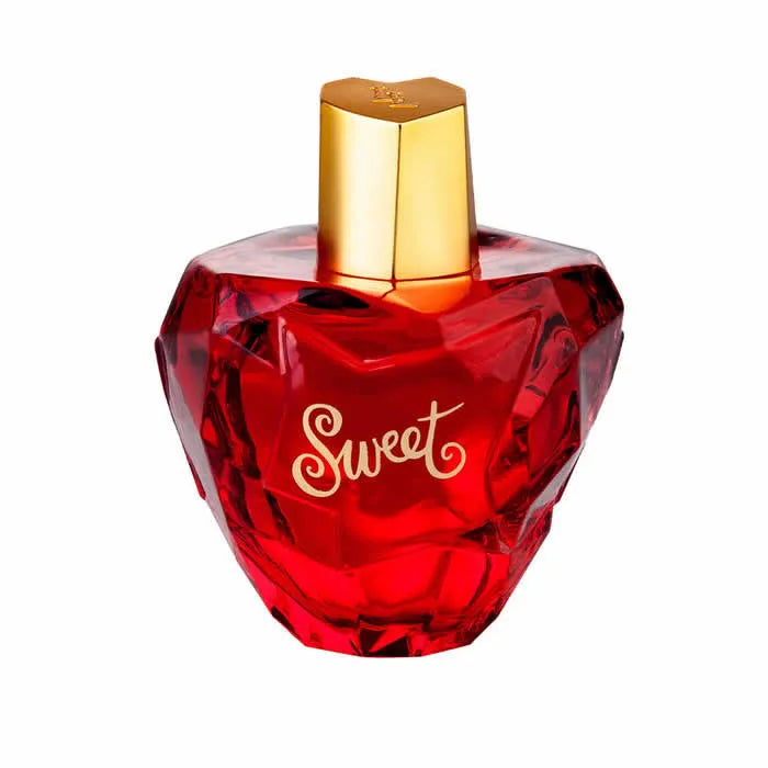 Flacon Lolita Lempicka Sweet Eau de Parfum femme 100ml, rouge taillé facettes, bouchon doré cœur, fond blanc — Delvale