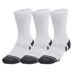 Image 4 : Les trois paires de chaussettes Under Armour Performance Crew noires disposées côte à côte, vue d'ensemble du lot — Delvale