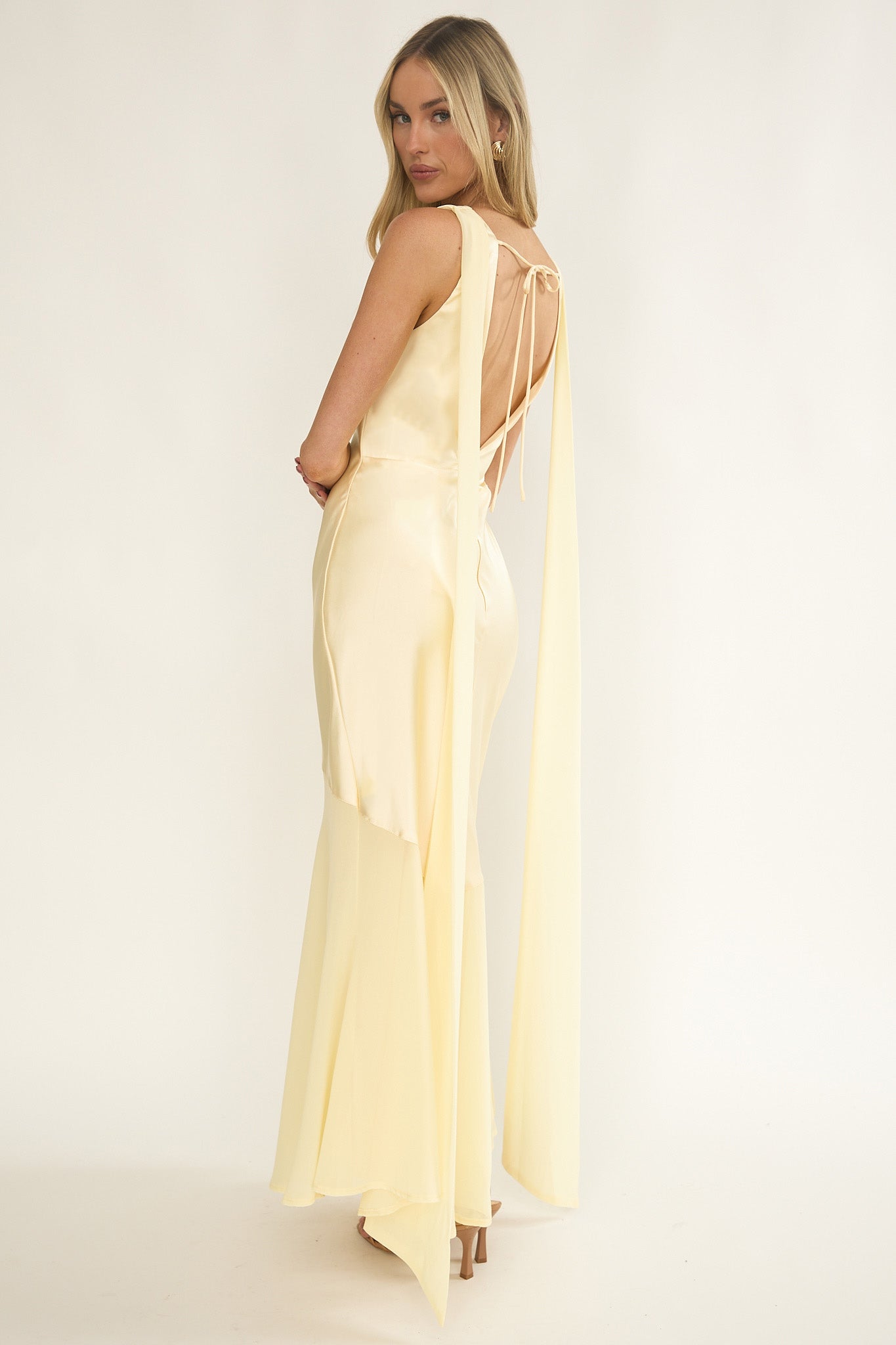 Veyla Shoulder Sash Maxi Dress Butter