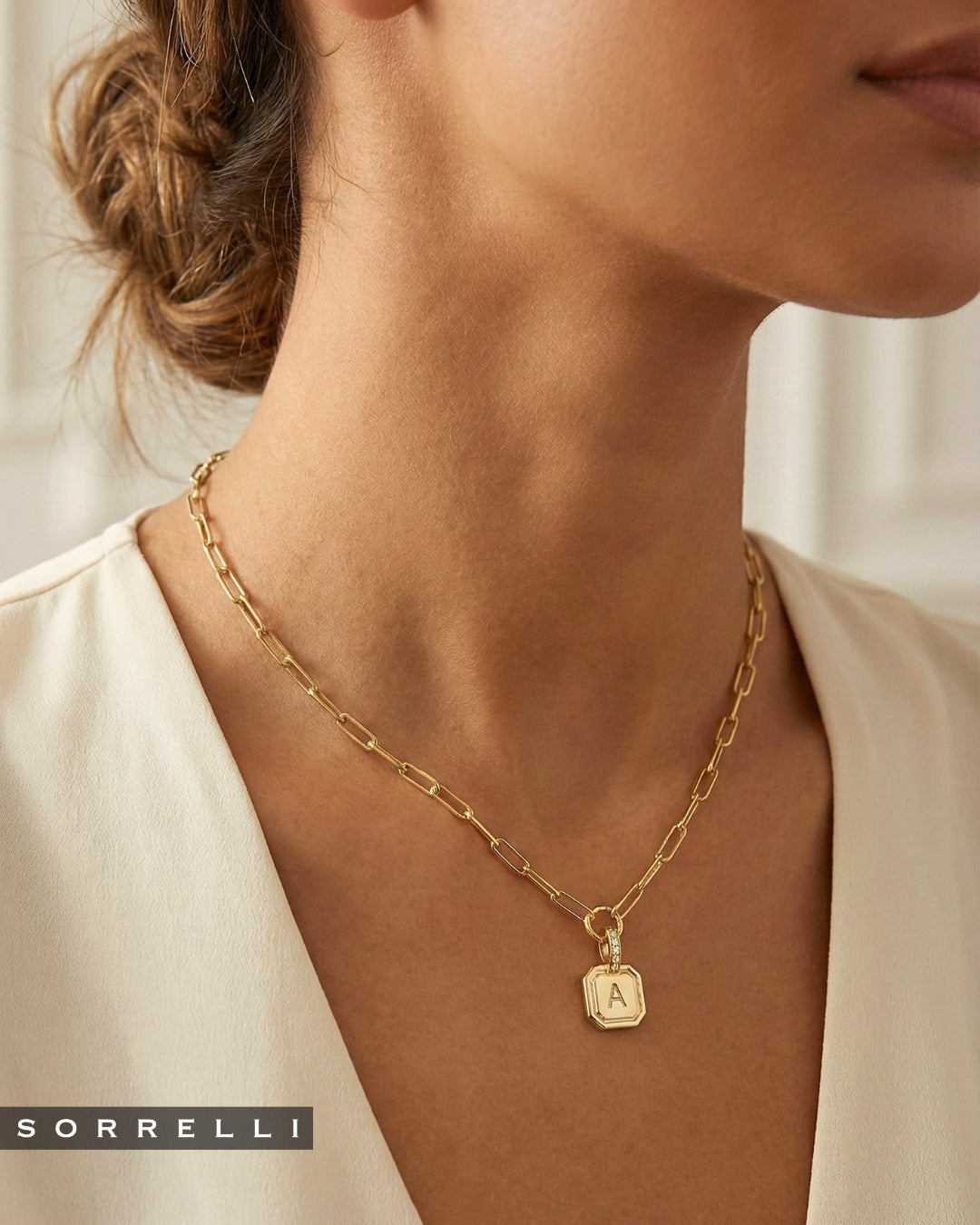 H Initial Charm - CFR17BGCRY