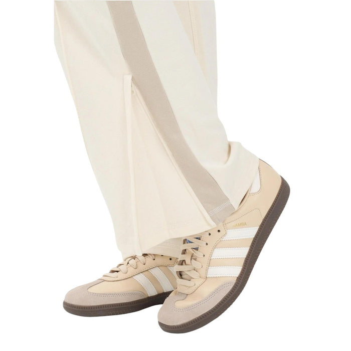 Image 2 : Pantalon femme beige Calvin Klein Jeans coupe regular vue de profil — Delvale