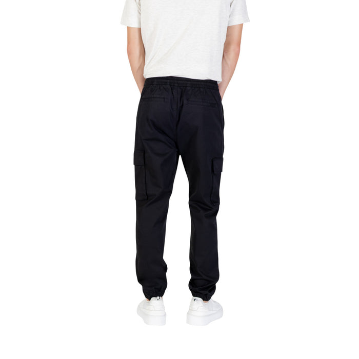 Image 2 : Pantalon Calvin Klein Jeans homme noir, détail fermeture zip — Delvale