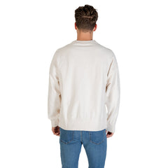 Image 2 : Détail monogramme Calvin Klein doré sur sweat blanc homme, finition premium — Delvale