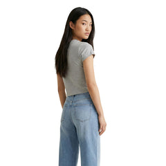 Image 2 : Détail coupe t-shirt Calvin Klein Jeans gris femme premium — delvale