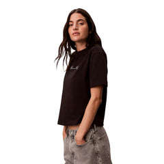 Image 3 : Vue de profil du t-shirt Calvin Klein Jeans noir femme coupe classique — Delvale