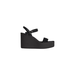 Image 4 : Vue d'ensemble sandales Calvin Klein femme beige plateforme, style minimaliste et élégant — Delvale