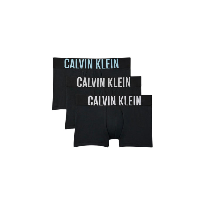 Image 5 : Lot de 3 boxers Calvin Klein Underwear Intense Power homme posés à plat sur fond blanc — Delvale