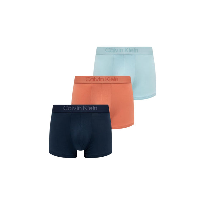 Image 6 : Vue d'ensemble du packaging et présentation des trois boxers Calvin Klein Intense Power homme — Delvale