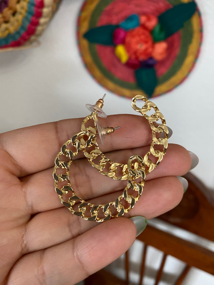 Chain Link Gold Earrings