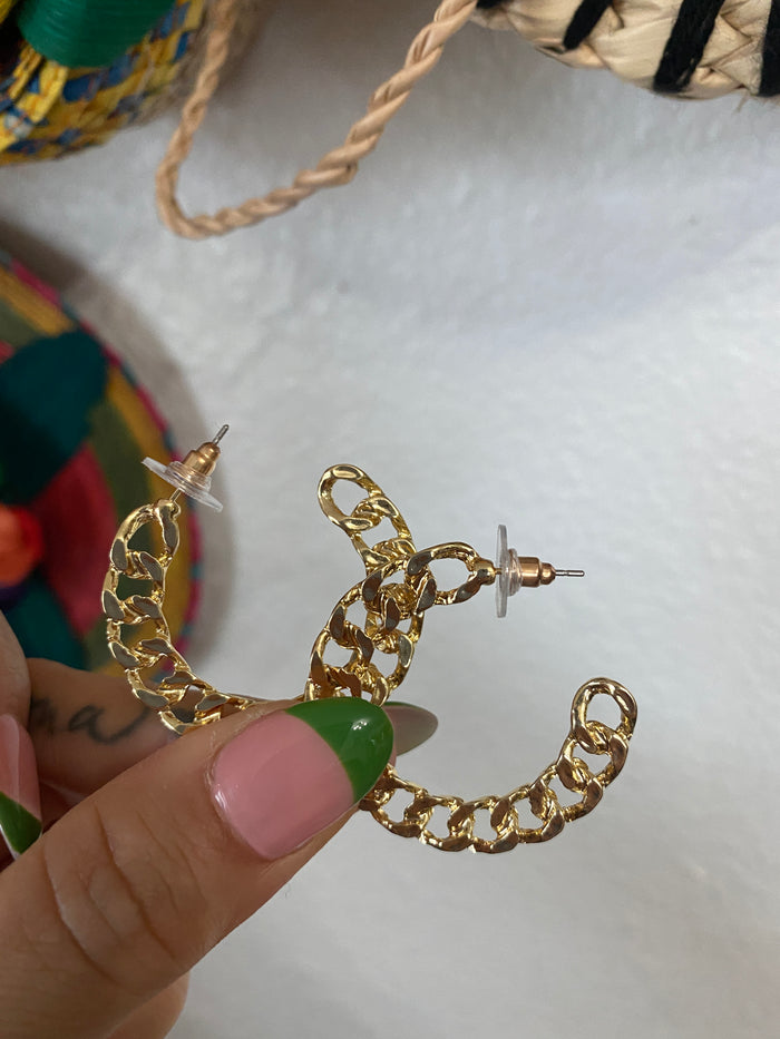 Chain Link Gold Earrings