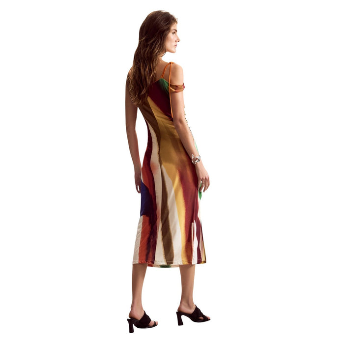 Image 3 : Robe Desigual femme motif rayures marron, silhouette féminine moderne — Delvale