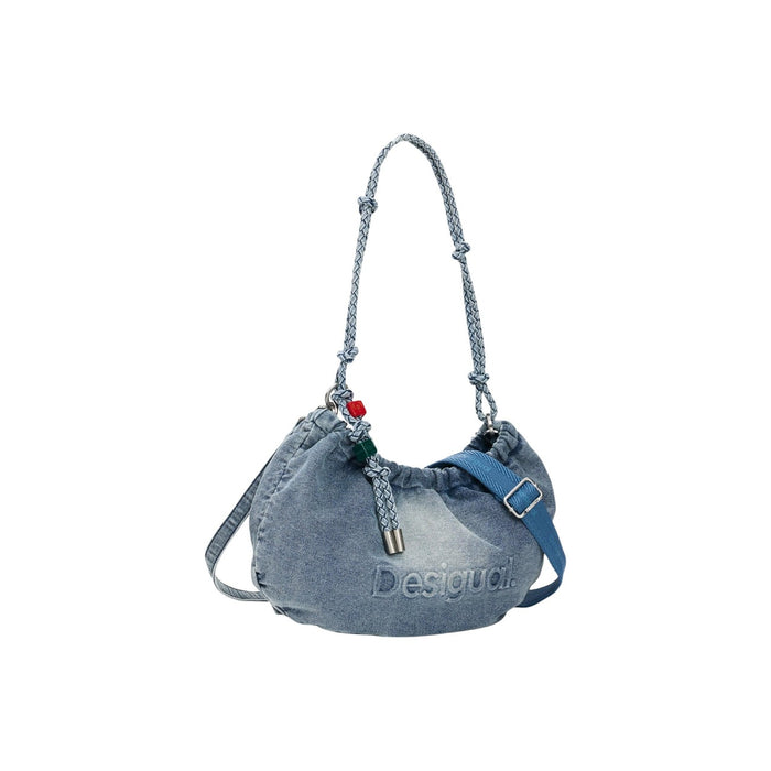 Image 2 : Détail du sac Desigual forme demi-lune avec breloques colorées et embouts métalliques — Delvale