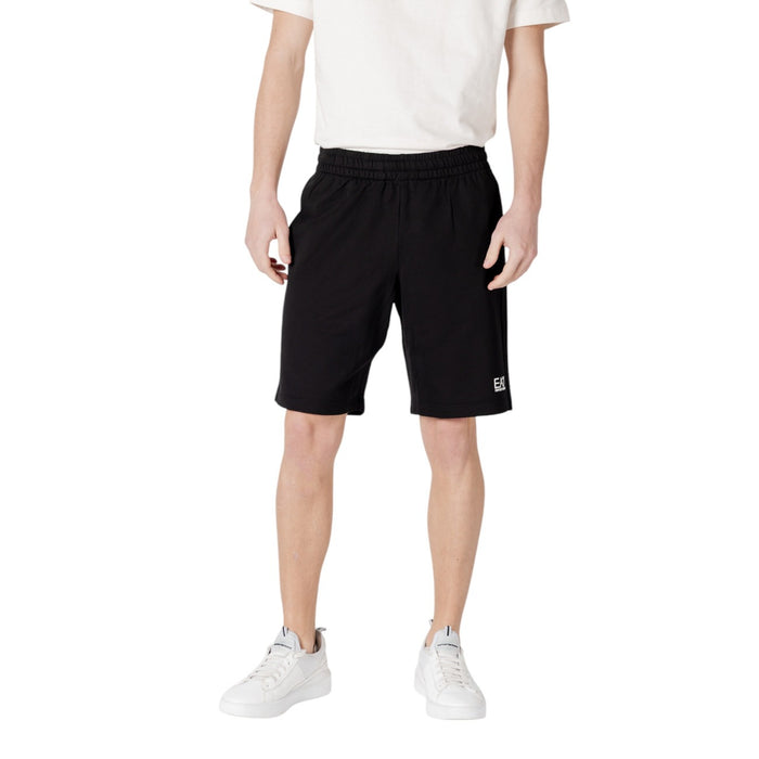 Image 5 : Bermudas Ea7 homme bleu porté look casual chic — Delvale