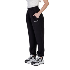Image 2 : Détail coupe oversize jogging Guess Active femme noir matière viscose fluide — delvale