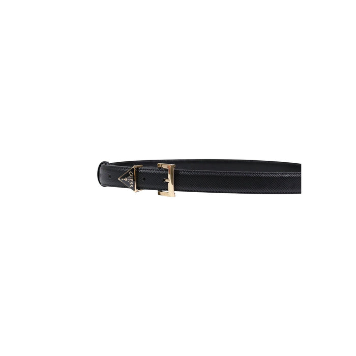 Image 2 : Détail de la boucle dorée rectangle et du logo triangle Guess sur ceinture femme noire texturée — Delvale