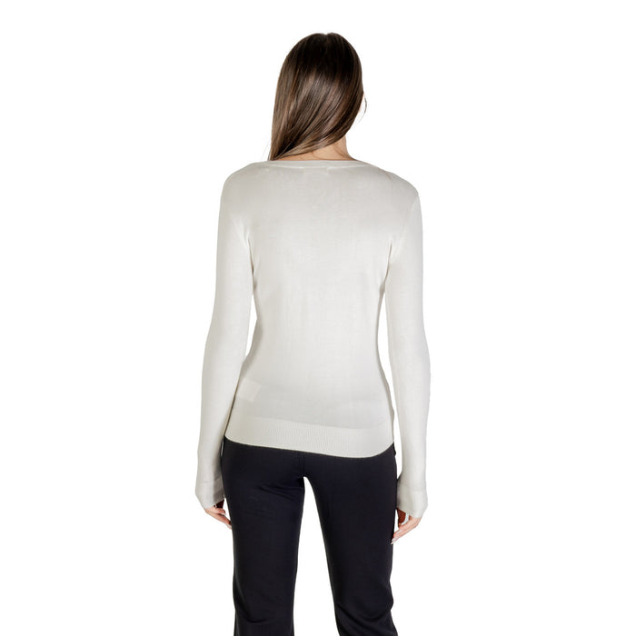 Image 2 : Détail impression strass sur pull Guess blanc femme manches longues — delvale