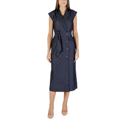 Image 1 : Robe Ichi femme bleue sans manches avec col V et ceinture — delvale