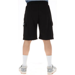 Image 2 : Vue de face du bermuda cargo Icon homme noir, logo contrasté sur la cuisse gauche, coupe droite longueur genou — Delvale