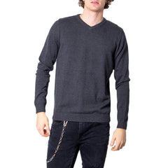 Image 1 : Pull homme Jack & Jones gris col V manches longues en coton — delvale