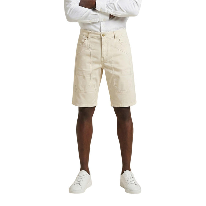Image 5 : Bermuda homme Jeckerson bleu marine coupe slim porté avec baskets blanches — Delvale