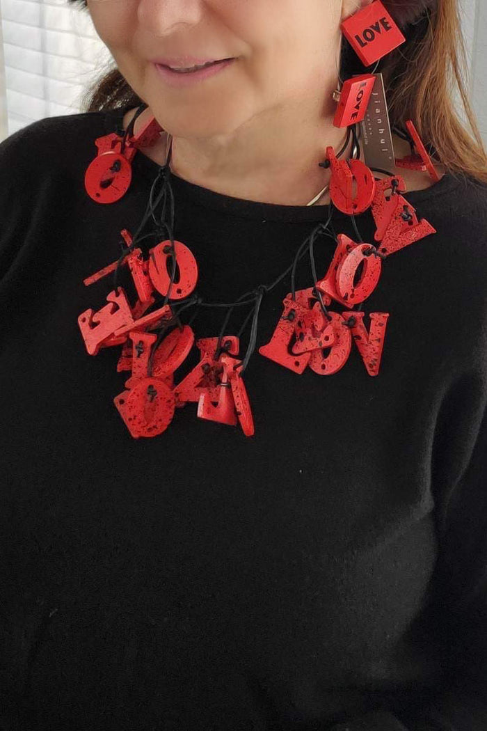 Jianhui London Big Love Short Necklace Red