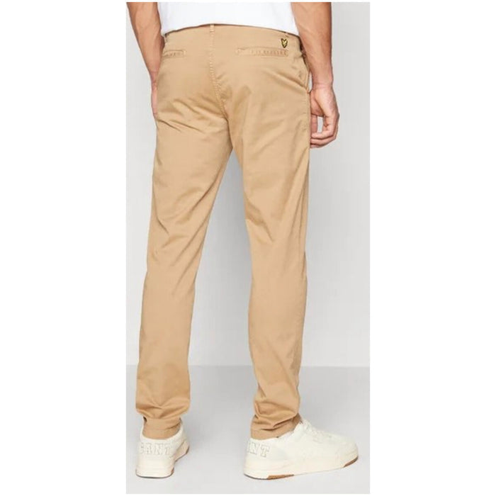 Image 2 : Pantalon Lyle & Scott beige pour homme, détail fermeture et poches — Delvale