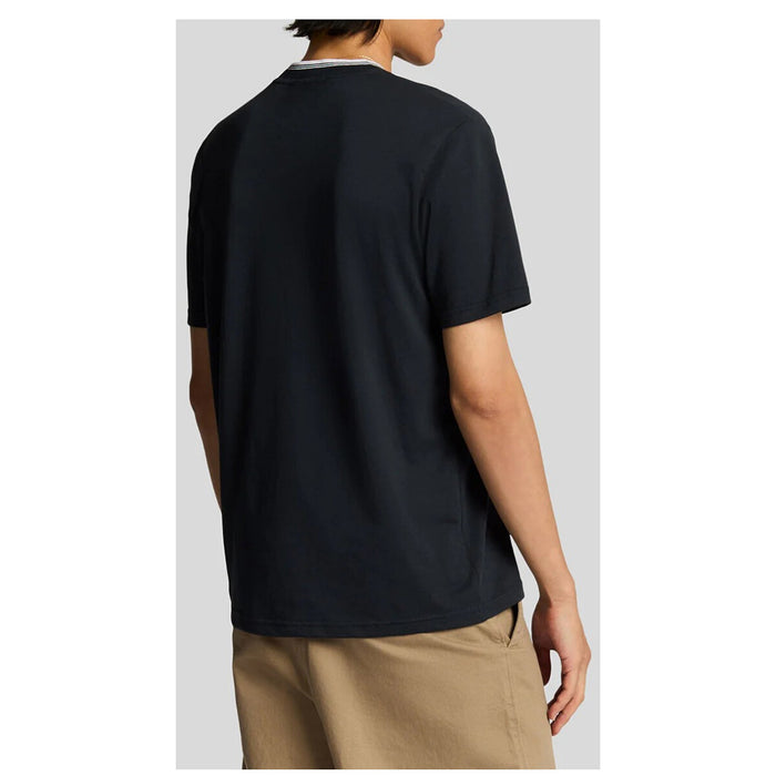 Image 2 : Vue détail du t-shirt Lyle & Scott homme bleu, col rond et coupe moderne — Delvale