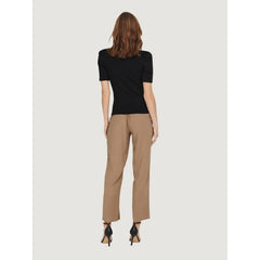 Image 3 : T-shirt Only femme noir coupe ajustée, vue de face sur fond blanc — Delvale