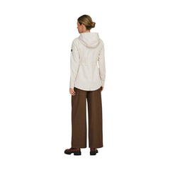 Image 3 : Veste Only beige femme portée, style décontracté contemporain — Delvale