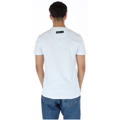 Image 2 : Vue de face t-shirt Plein Sport homme blanc col rond manches courtes, inscription PLEIN SPORT en lettrage contrasté noir et bleu — Delvale