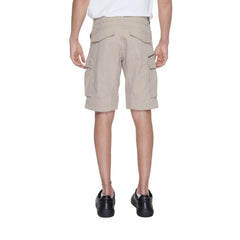 Image 2 : Détail poches latérales bermuda Replay beige coton stretch — Delvale