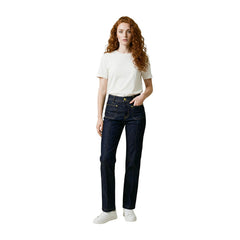 Image 2 : Jean Replay femme bleu coupe regular en coton lyocell, détail matière — Delvale