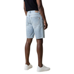 Bermuda en jean Antony Morato homme bleu azur – vue portée de dos avec logo poche arrière