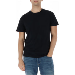 Image 1 : T-shirt homme Superdry col rond noir porté sur mannequin avec jean brut, vue de face — Delvale