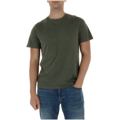 Image 4 : T-shirt Superdry noir porté, détail étiquette signature sur la manche — Delvale