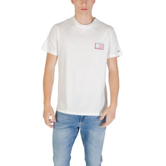 Image 4 : T-shirt Tommy Hilfiger Jeans homme bleu porté, style décontracté — Delvale